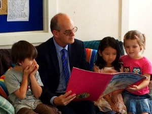 Minister Ryall reading to THH Children 300x225