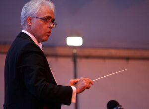 SND06-wk1-News-Orchestra-Rupert DCruz 300x225