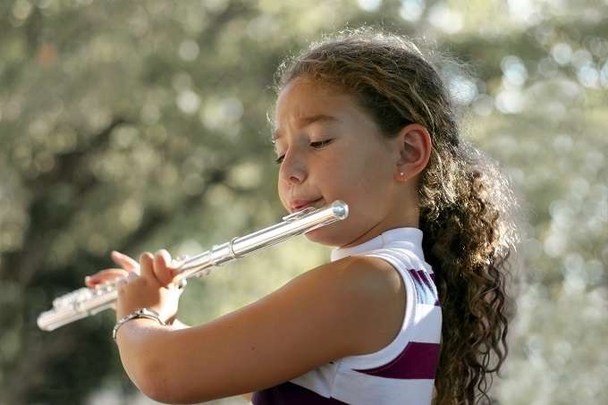 The benefits of music lessons in schools