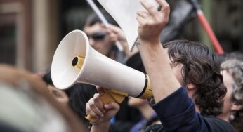 Unions applaud post-primary vote to reject
