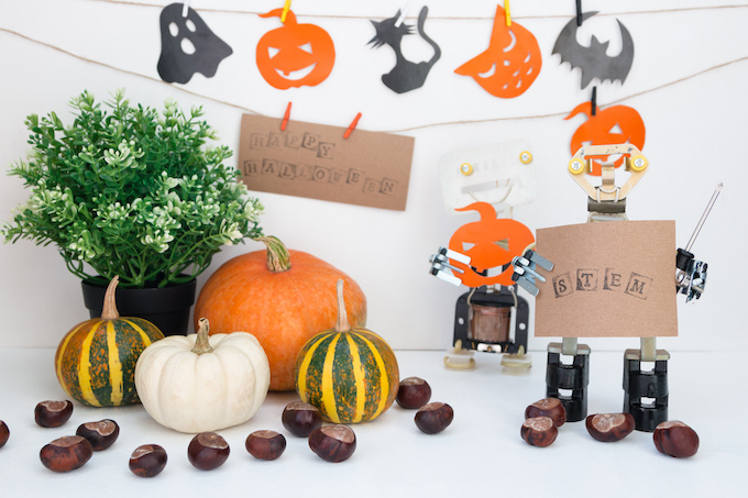 5 spooky, ooky STEM activities for Halloween