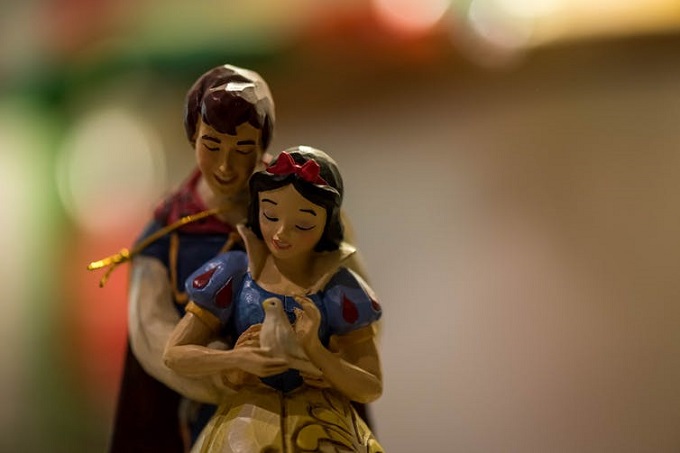 The problem with Snow White, and what Scandinavia can teach us about it