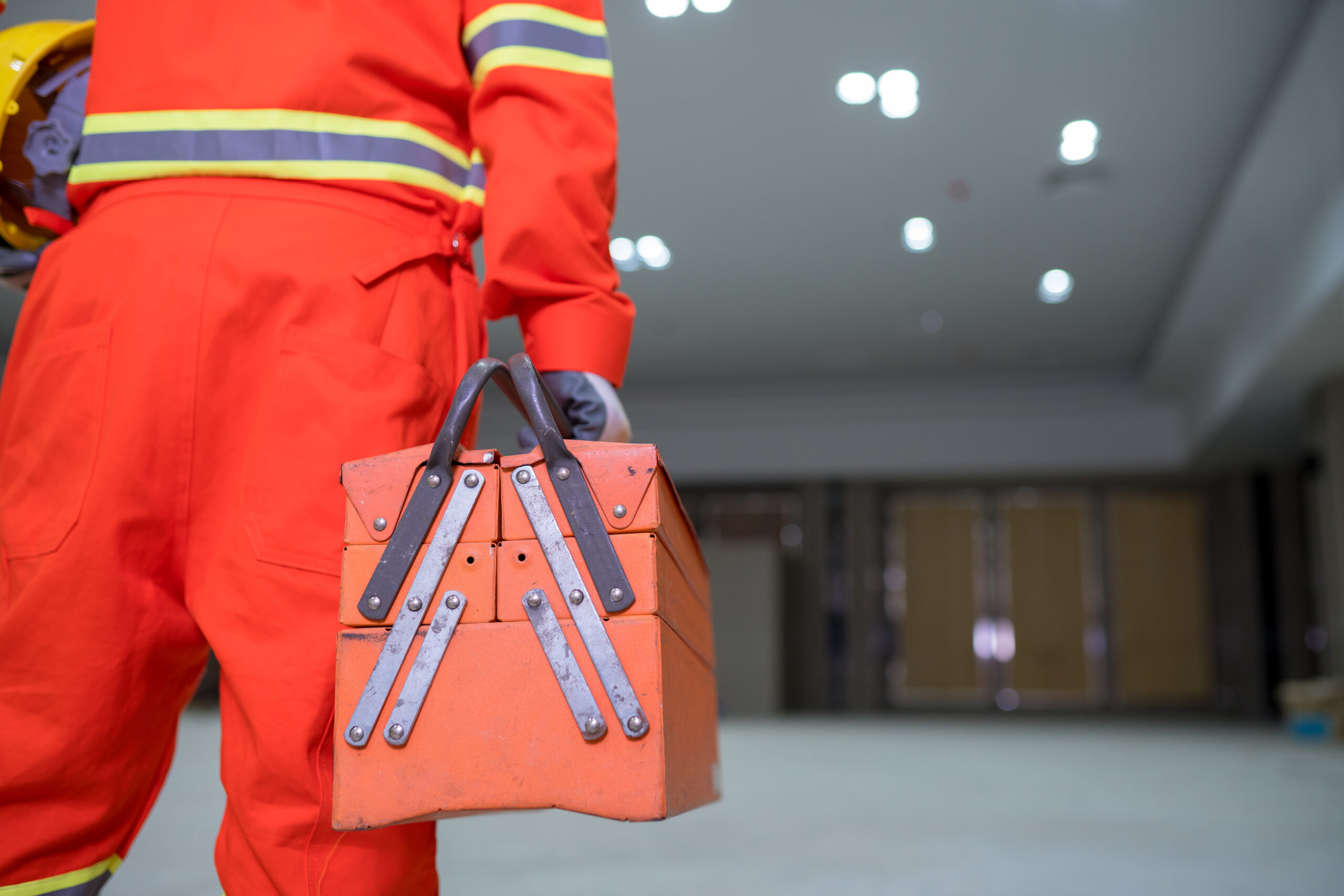 Report argues for stronger secondary trades pathway, specialist schools