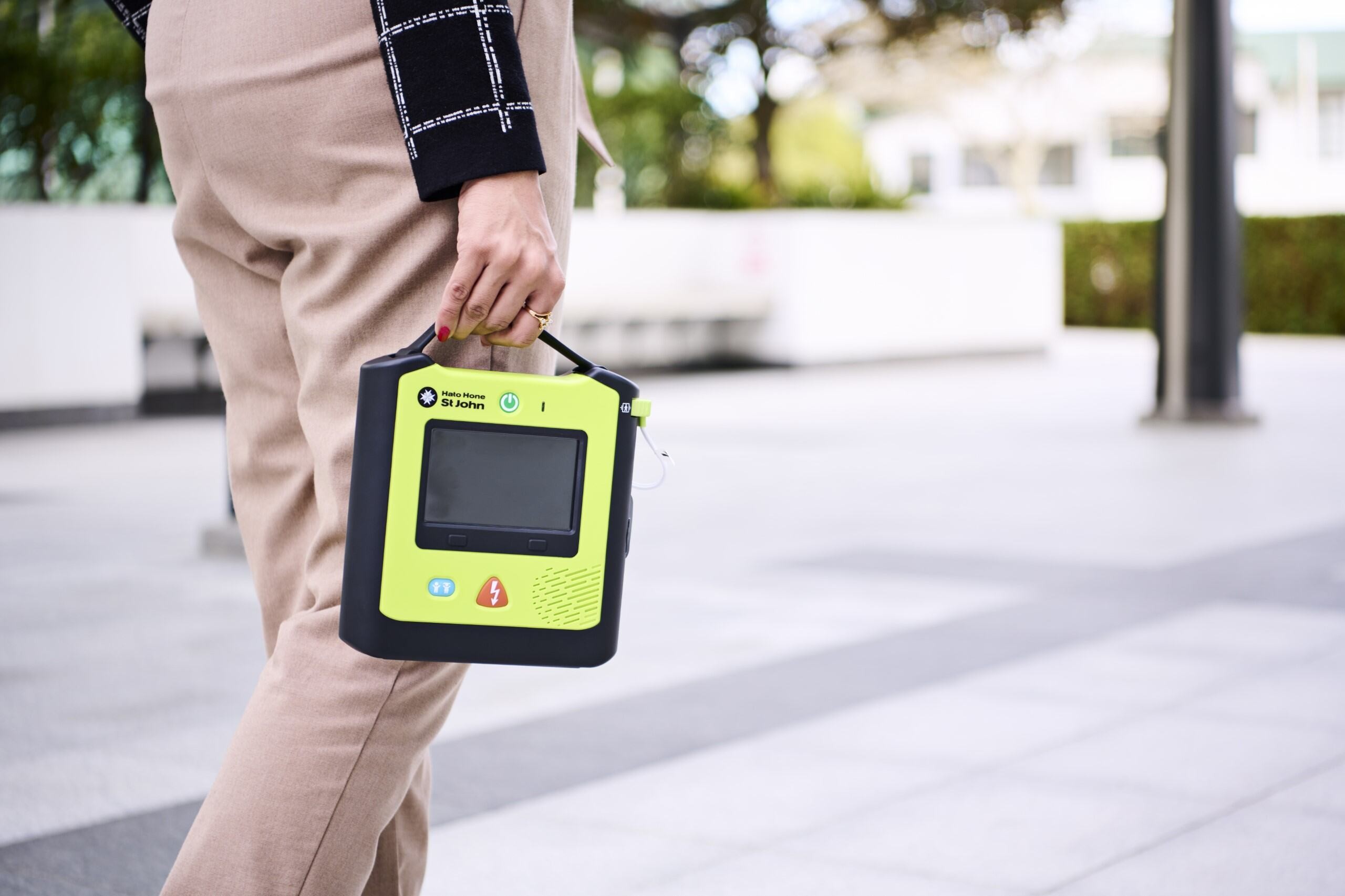Every minute matters in school cardiac emergencies